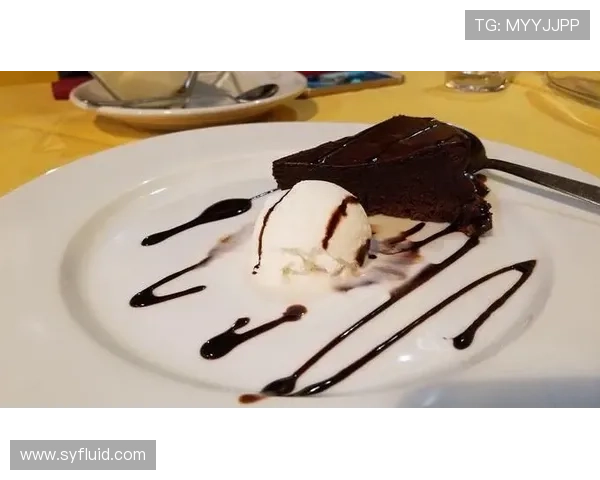 足球明星们的圣诞大餐盛宴精彩瞬间分享与美食盛况回顾