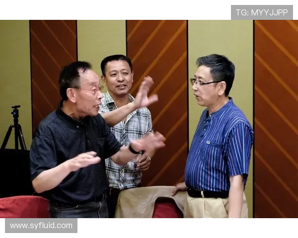 足球明星的成功与教育背景的关系探讨:读书与球场成就的辩证思考