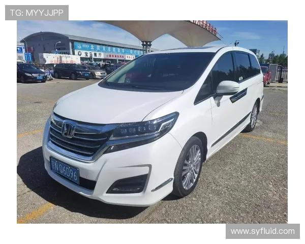 足球明星艾力绅的传奇之路与背后的奋斗故事